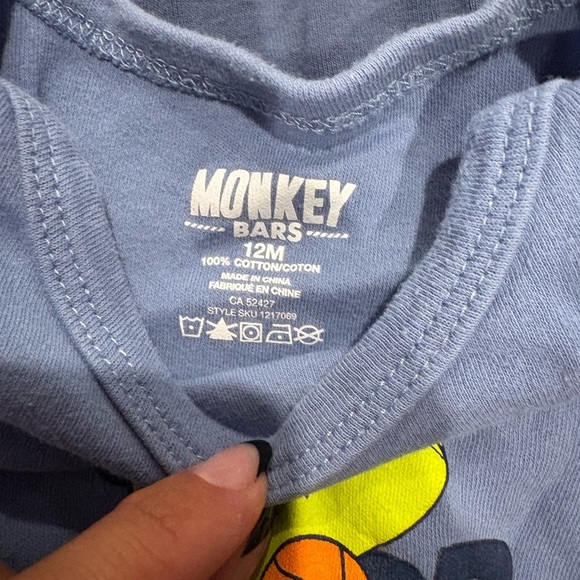 Bundle of Kids One Piece - Picture 3 of 5